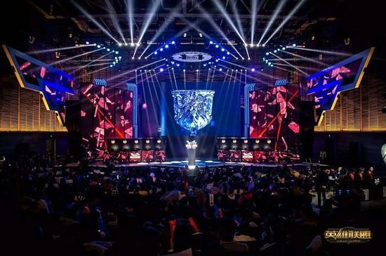 斯克茨曾因 斯克茨曾因